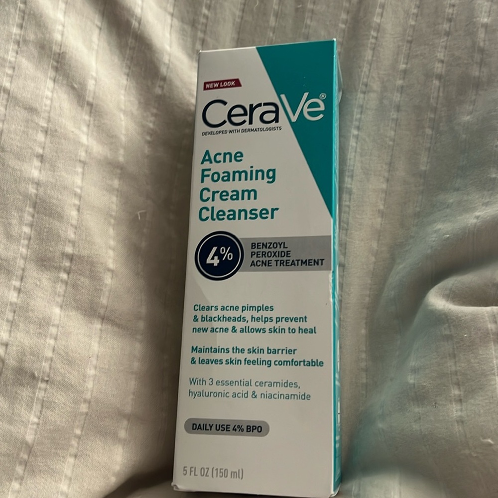 New CeraVe 4% Benzoyl Peroxide Foaming Acne Cleanser